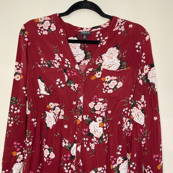 ❄️3/$18 TORRID Burgundy Floral Long Sleeve Blouse, Large - Picture 3 of 10